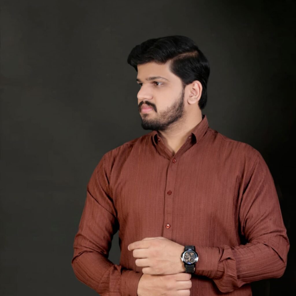 Gias Ul Hassan - about image